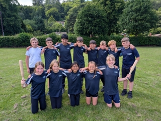 Year 6 Rounders Tournament: A Silver Medal Achievement.